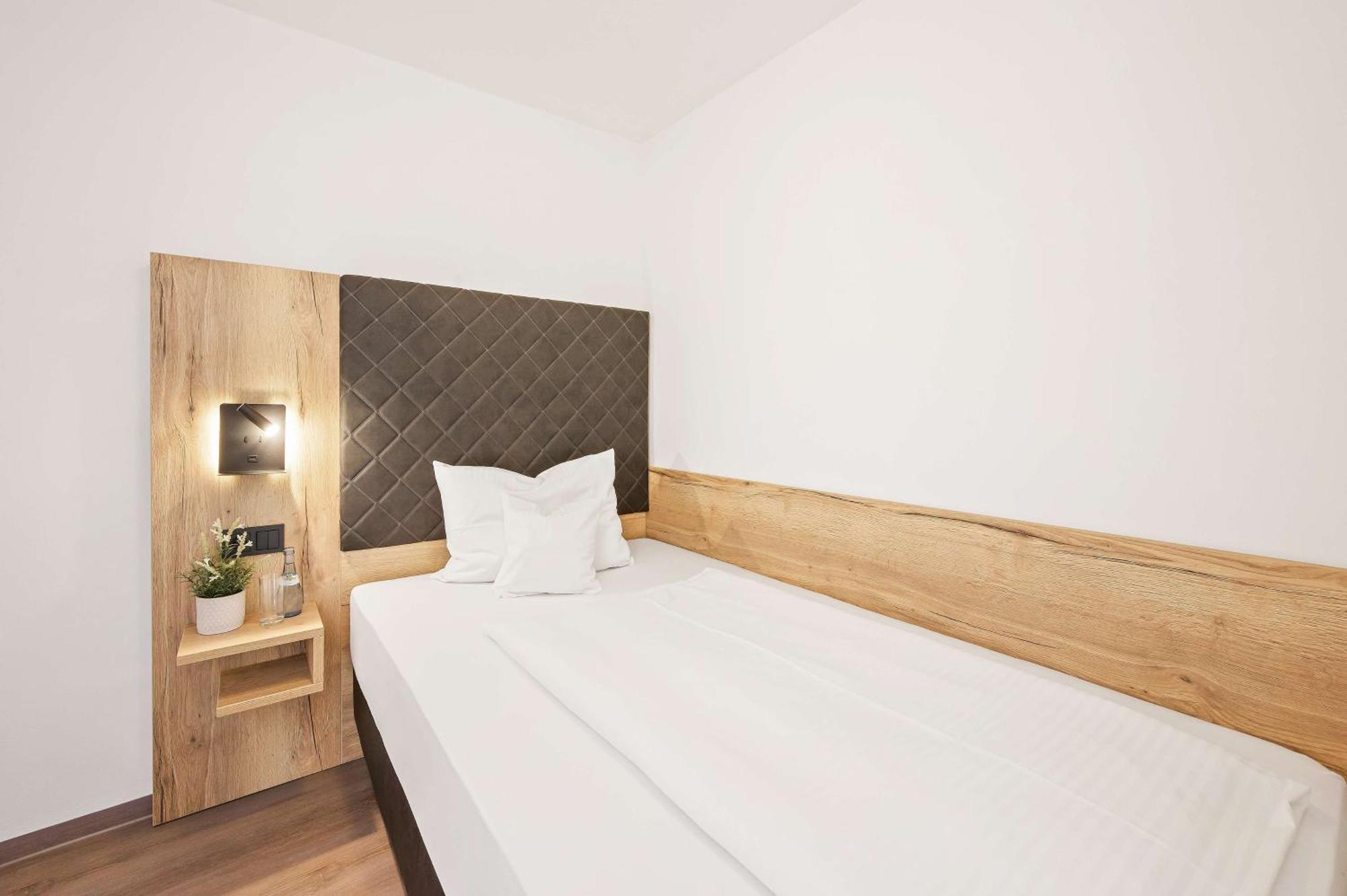 Best Western Hotel Favorit Ludwigsburg Exterior foto