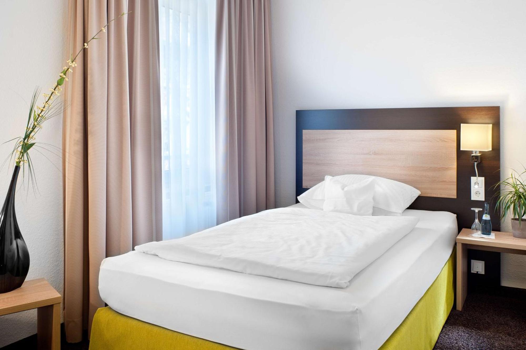 Best Western Hotel Favorit Ludwigsburg Exterior foto