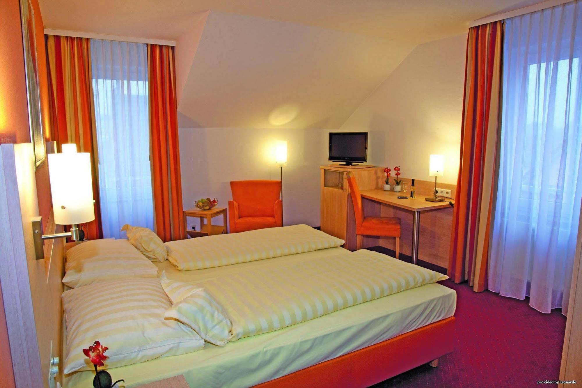 Best Western Hotel Favorit Ludwigsburg Exterior foto