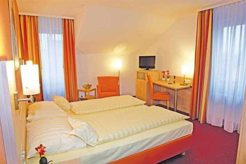 Best Western Hotel Favorit Ludwigsburg Exterior foto